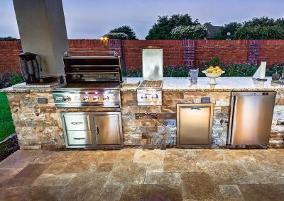 Outdoor-Kitchen-Pictures-with-Sink