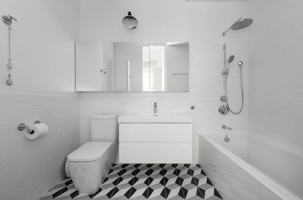 Tips for Remodeling a Washroom for Resale