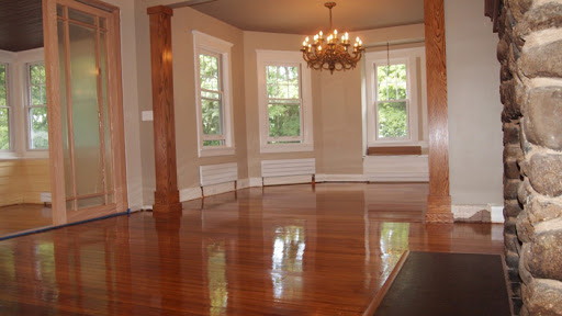 Laminate flooring in Laguna Hills