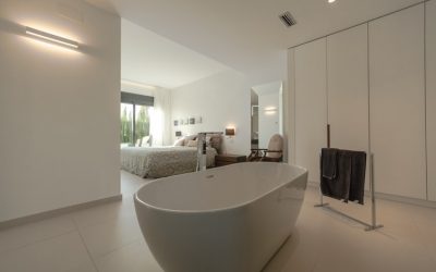 ﻿Remodeling a Bathroom in Laguna Hills